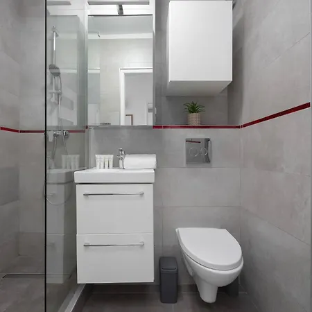 Comfortable For 4 People Bright & Functional Interiors By Renters * Warszawa