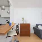Modern For 4 People Bright & Functional Interiors By Renters Varşova